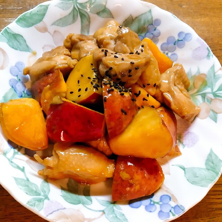 薩摩芋と鶏肉の甘酸炒め
